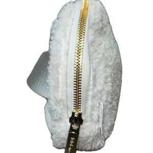 lululemon athletica Everywhere Fleece Belt Bag Ivory Trench